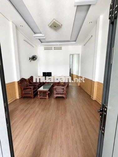 Cho thuê nhà nguyên căn mới giá rẻ phường hiệp thành Quận 12