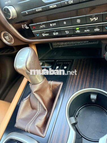 Lexus RX350 2016 Trắng,nội thất Nâu.