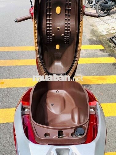Honda Lead màu Đỏ khoa smitkay