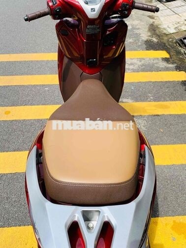 Honda Lead màu Đỏ khoa smitkay
