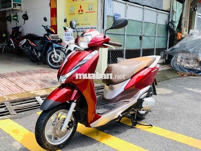 Honda Lead màu Đỏ khoa smitkay