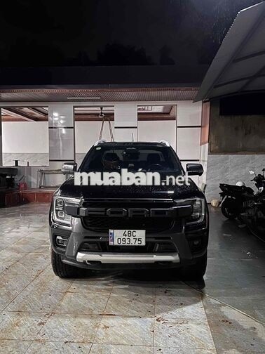 Ford Ranger 93000 km màu Đen