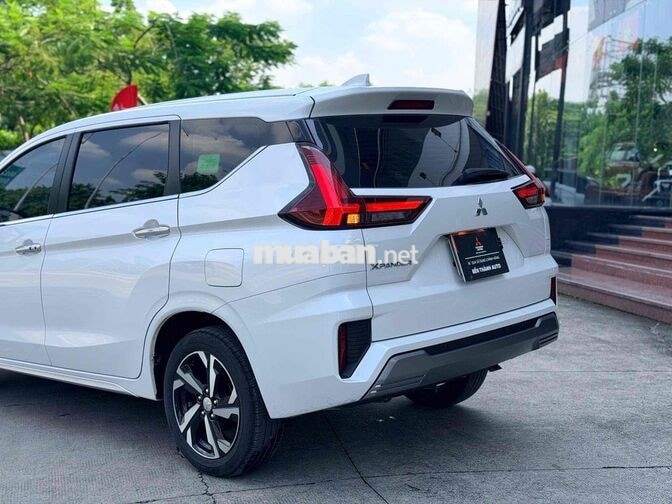Mitsubishi Xpander 2025 Premium 8.000 km trắng