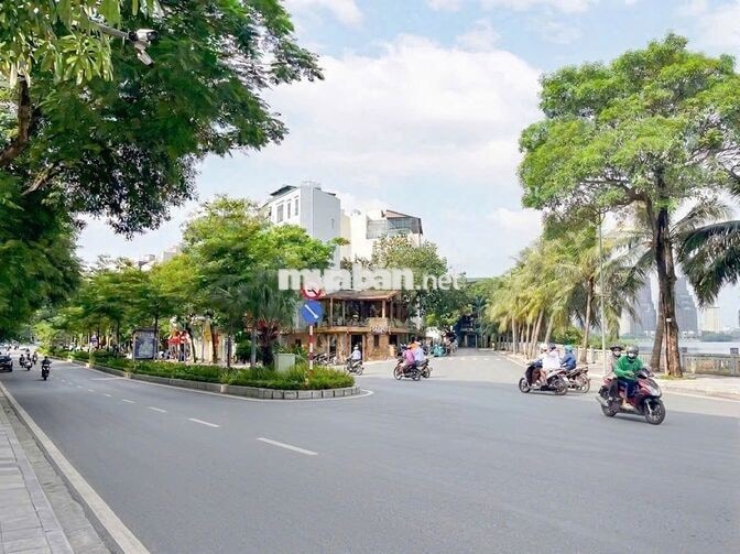 STUDIO FULL NỘI THẤT XỊN XÒ BAN CÔNG THOÁNG NGAY LOTTE MALL TÂY HỒ