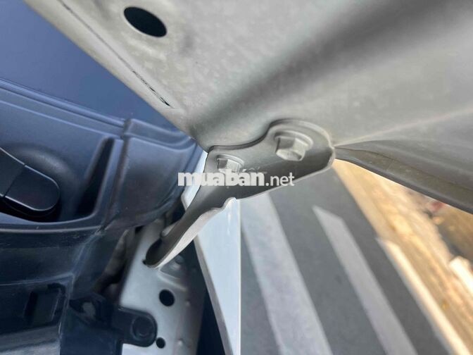 Toyota Yaris 2017 1.5G Trắng