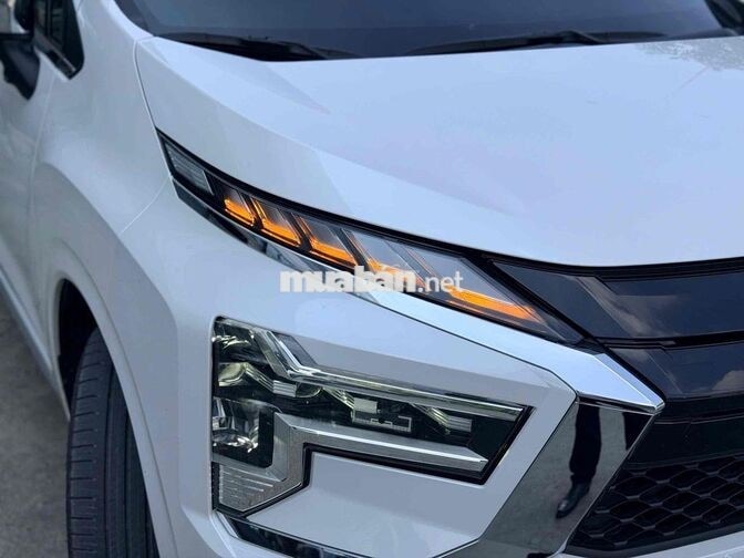 Mitsubishi Xpander 2025 Premium 8.000 km trắng
