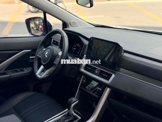 Mitsubishi Xpander 2025 Premium 8.000 km trắng