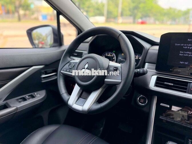 Mitsubishi Xpander 2025 Premium 8.000 km trắng