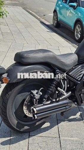 Honda Rebel 300 2 vạn màu Đen
