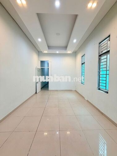 Nhà trệt 2PN mặt tiền hẻm LT 12-20 đường Nguyễn Văn Cừ 9 triệu
