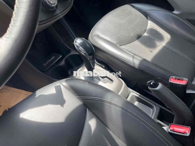 VinFast Fadil Plus 1.4L Đỏ