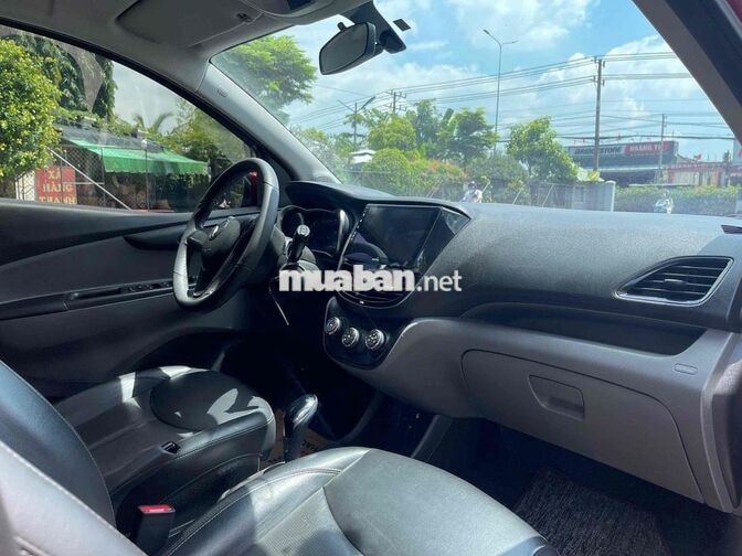 VinFast Fadil Plus 1.4L Đỏ
