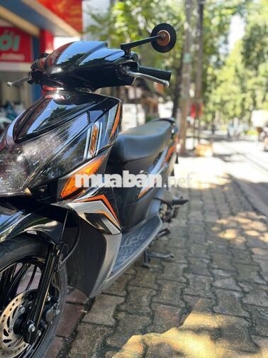 HONDA CLICK 2011 MÀU ĐEN