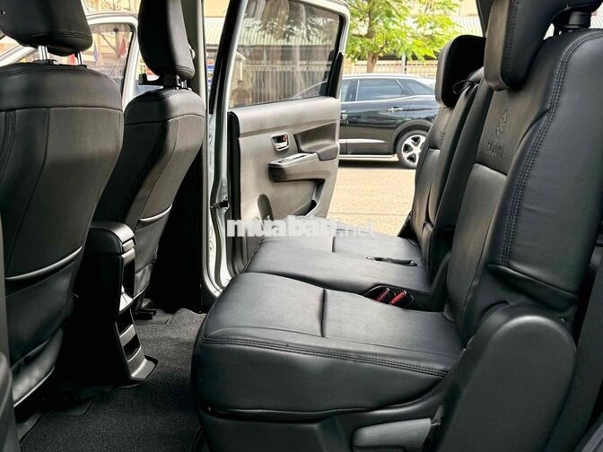 Suzuki XL7 Hybrid 2024 Trắng 23.000km