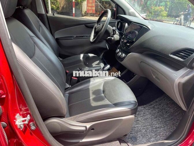 VinFast Fadil Plus 1.4L Đỏ