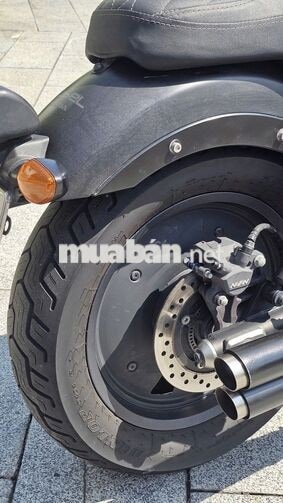 Honda Rebel 300 2 vạn màu Đen