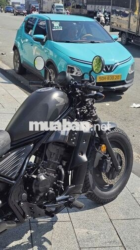 Honda Rebel 300 2 vạn màu Đen