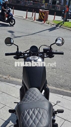 Honda Rebel 300 2 vạn màu Đen