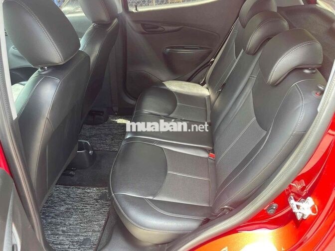 VinFast Fadil Plus 1.4L Đỏ