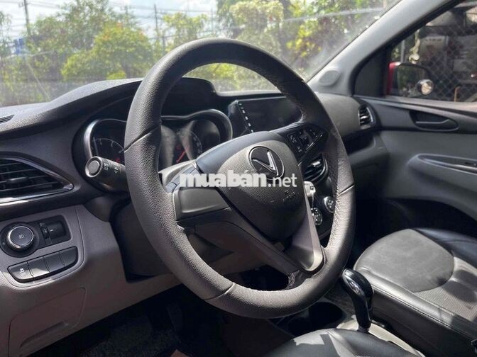 VinFast Fadil Plus 1.4L Đỏ