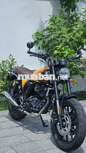 GPX Legend 200 màu vàng đen