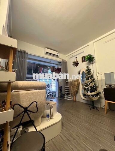 Cho thuê mb tầng trệt Lê Đức Thọ