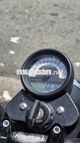 GPX Legend 200 màu vàng đen