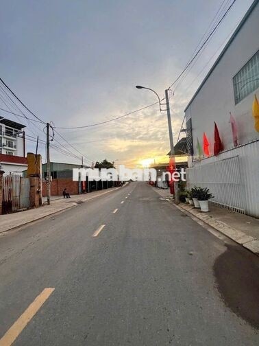 Bán lô đật đẹp phù hợp xây siêu phẩm gần vị trí ga Metro số 4