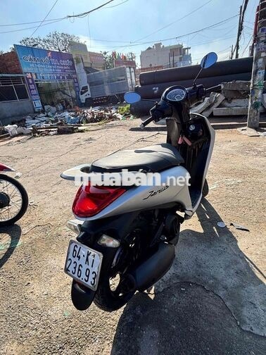 Yamaha Janus màu bạc