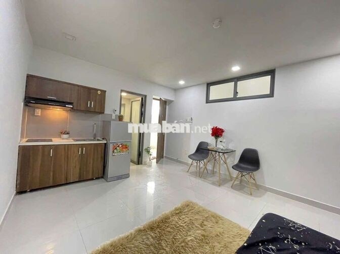 STUDIO FULL NỘI THẤT PHÒNG RỘNG SÁT PHÚ MỸ HƯNG