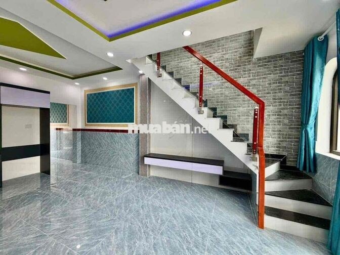 Nhà SHR , Hoàn Công , Sau UBND ngay chợ Mỹ Hạnh Nam