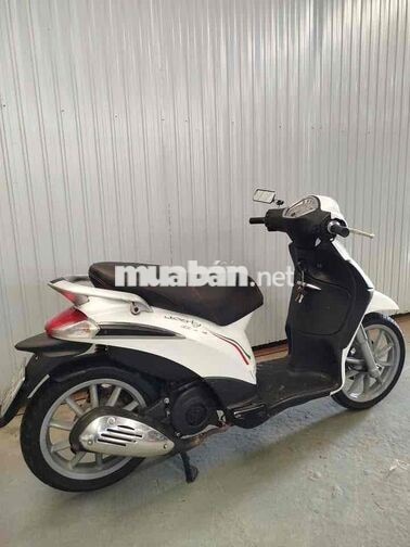 Piaggio Liberty màu Trắng