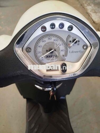 Piaggio Liberty màu Trắng