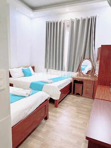 BÁN KHÁCH SẠN NGAY TRUNG TÂM ĐÀ LẠT