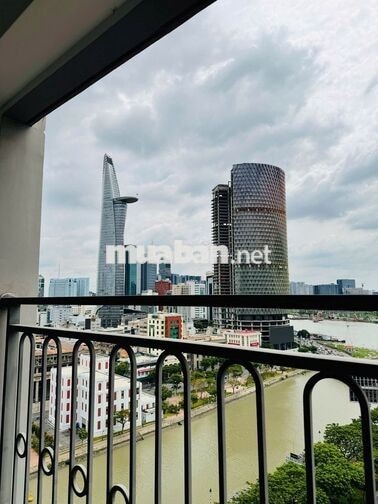 Cho thuê căn 3PN Saigon Royal  - 114m² Full NT, nhà trống 45 triệu
