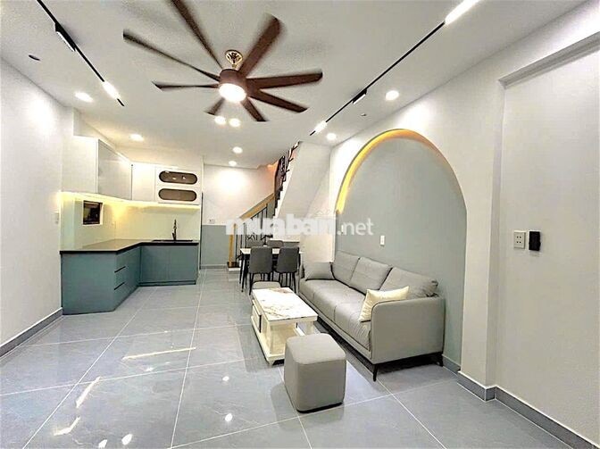 TRỊNH ĐÌNH TRỌNG–TÂN PHÚ–GIÁP Q11–CĂN GÓC–XH ĐỖ CỬA– 30,5M²–2TẦNG ĐÚC 