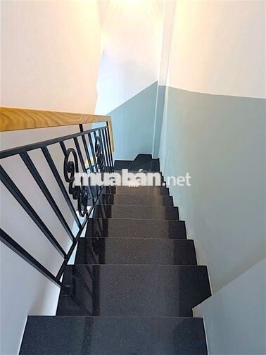 TRỊNH ĐÌNH TRỌNG–TÂN PHÚ–GIÁP Q11–CĂN GÓC–XH ĐỖ CỬA– 30,5M²–2TẦNG ĐÚC 