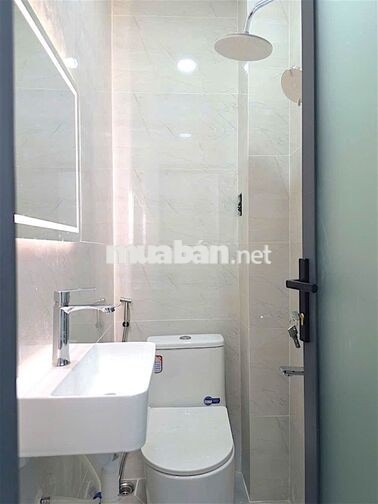 TRỊNH ĐÌNH TRỌNG–TÂN PHÚ–GIÁP Q11–CĂN GÓC–XH ĐỖ CỬA– 30,5M²–2TẦNG ĐÚC 