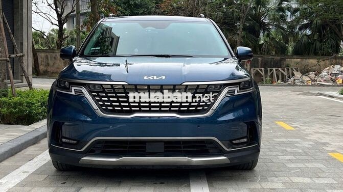 KIA CARNIVAL 2021 SIGNATURE XANH 10 VẠN KM