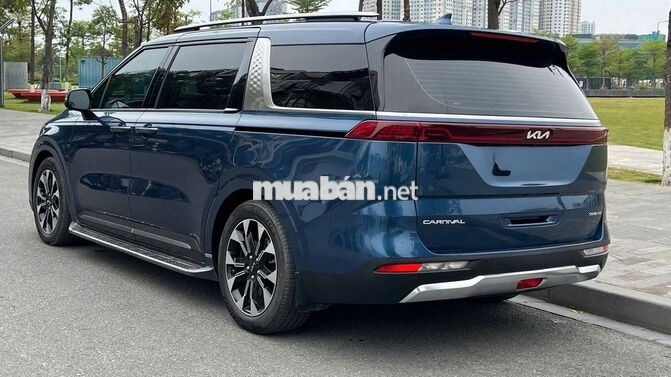 KIA CARNIVAL 2021 SIGNATURE XANH 10 VẠN KM