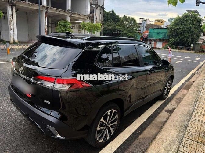 Toyota Corolla Cross 1.8V facelift 2024 Đen