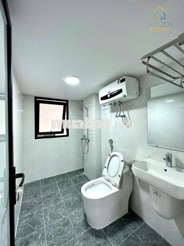 DUPLEX CỬA SỔ THOÁNG RỘNG Ô TÔ ĐỖ CỬA NGAY ĐẠI HỌC QUỐC GIA