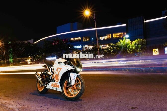 KTM RC 390 Trắng cam ABS