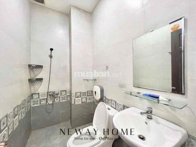 Trống sẵn phòng studio cửa sổ trời 35m2 siêu rộng ngay parc mall q8