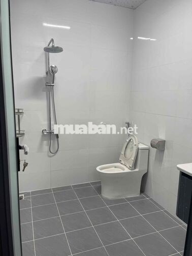 cho thuê nhà đường 21m hai mặt tiền