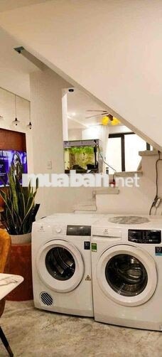 203 CHO THUÊ NHÀ 3 TẦNG ĐƯỜNG PHẠM VĂN NGHỊ