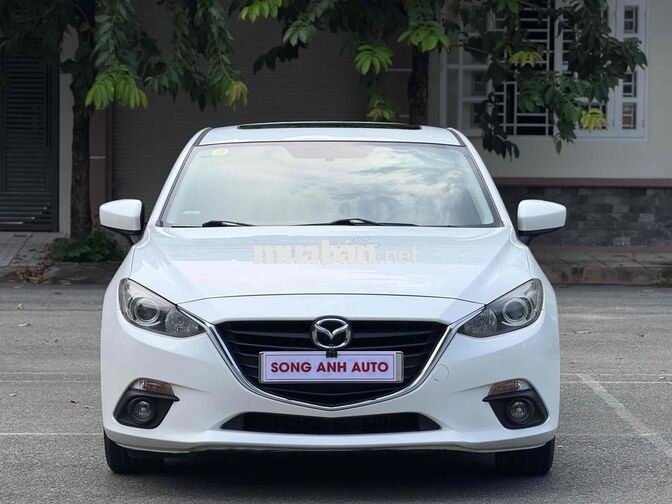 Mazda 3 2016 1.5AT Trắng cực đẹp
