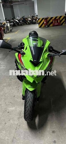 KAWASAKI NINJA ZX-25R 2023 XANH LÁ ĐEN