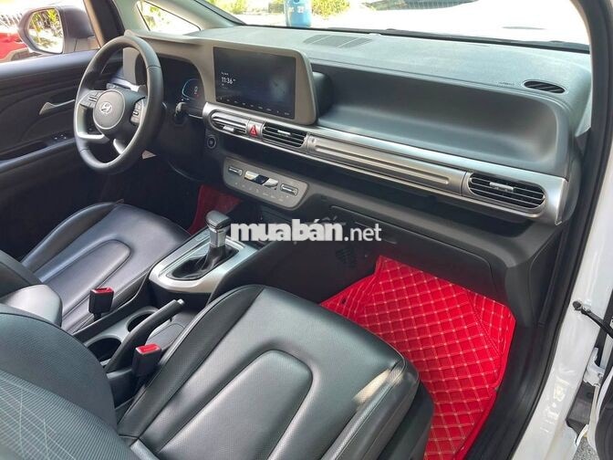 Hyundai Stargazer 2022 1.5AT Bản Cao Cấp 6 Ghế VIP