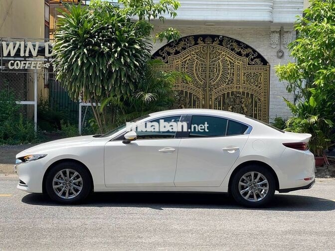 MAZDA 3 2025 1.5AT LUXURY 14.000 KM TRẮNG